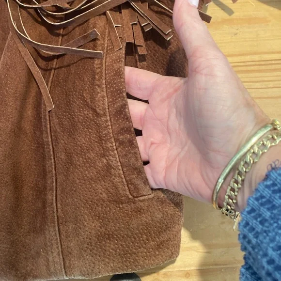 SOLD SOLD SOLD‼️‼️‼️Brown Leather Fringe Jacket - Picture 13 of 15